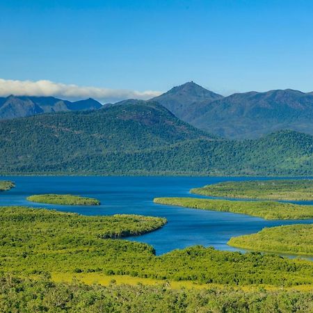 Vista Hinchinbrook Aparthotel Cardwell Ngoại thất bức ảnh
