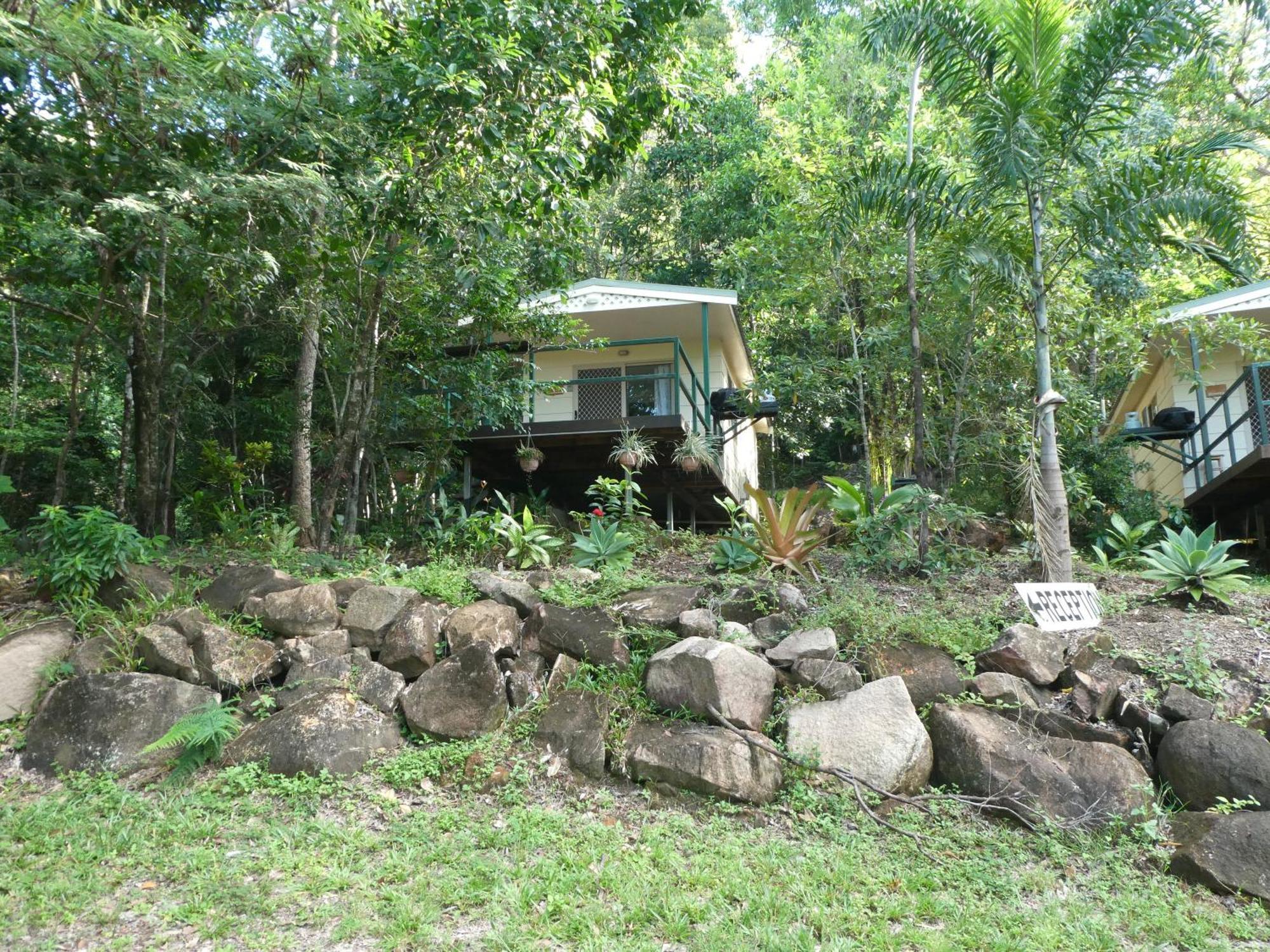 Vista Hinchinbrook Aparthotel Cardwell Ngoại thất bức ảnh